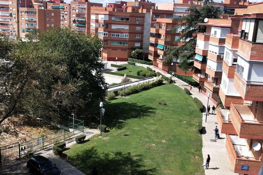 Palomar Mostoles Superhost Con Garaje 5 Pax Екстер'єр фото